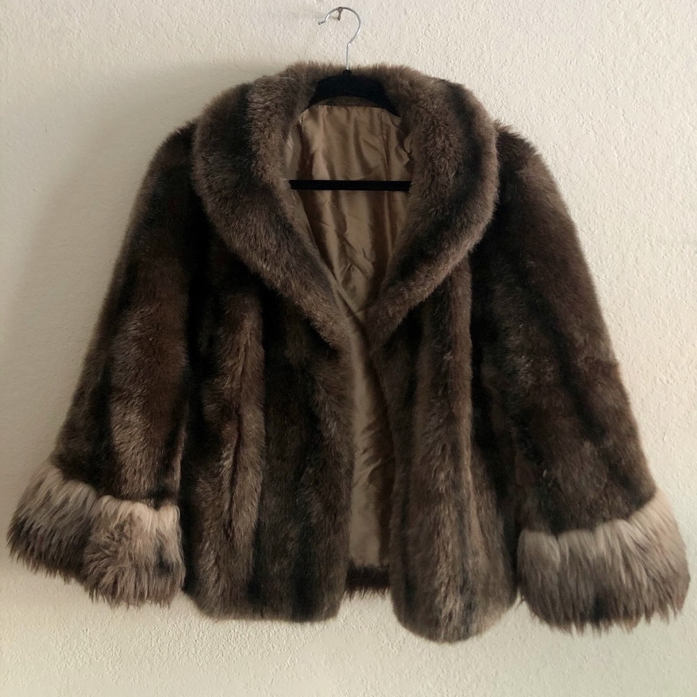Regina Glenara by Glenoit cape coat vintage Sears
